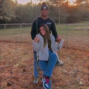 Meet your Posher, Faith